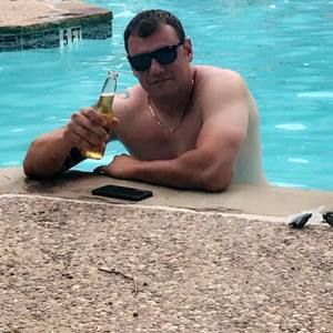 Meet your Posher, Nazif